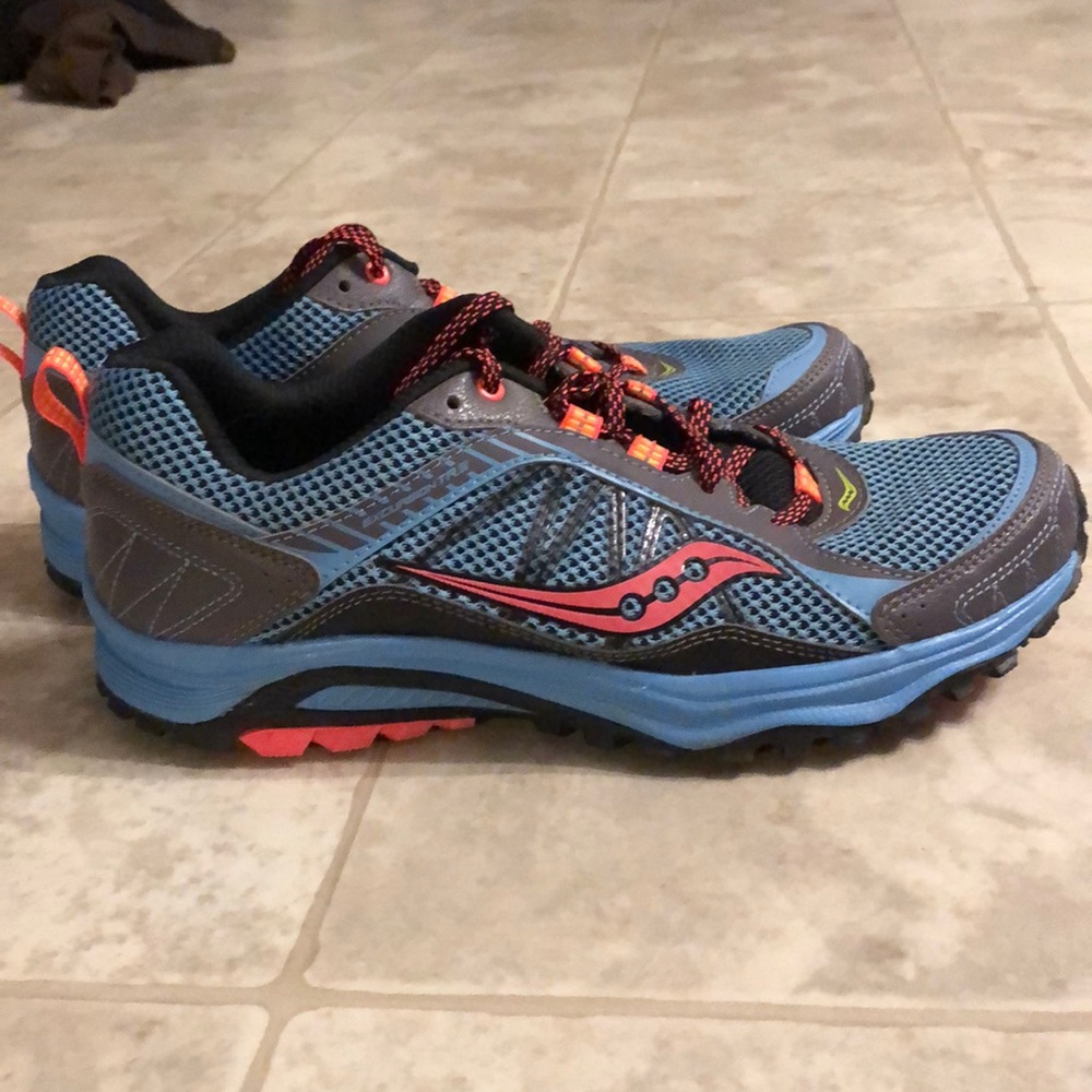 Saucony Tennis Shoes